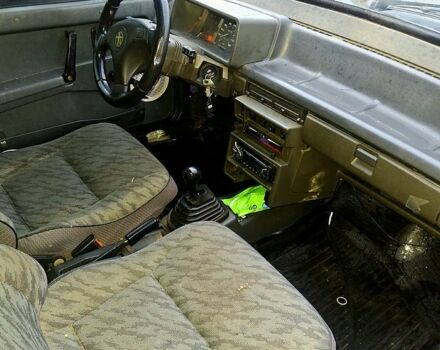 ВАЗ 2109 1999 в Харькове на Automoto.ua Синий ВАЗ 2109, объемом двигателя 1.5 л и пробегом 205 тыс. км за 650 $, фото 4 на Automoto.ua