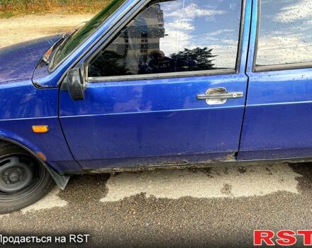 Синий ВАЗ 2109, объемом двигателя 1.5 л и пробегом 245 тыс. км за 700 $, фото 1 на Automoto.ua
