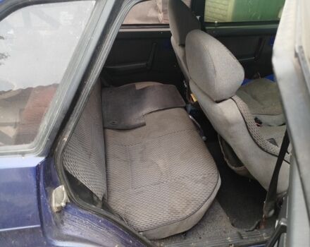 Синий ВАЗ 2109, объемом двигателя 1.5 л и пробегом 40 тыс. км за 700 $, фото 3 на Automoto.ua