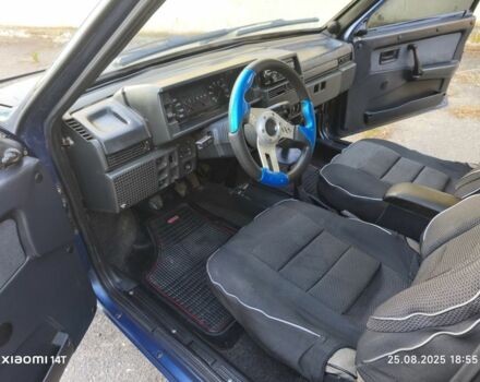 Синій ВАЗ 2109, об'ємом двигуна 1.5 л та пробігом 18 тис. км за 2000 $, фото 6 на Automoto.ua