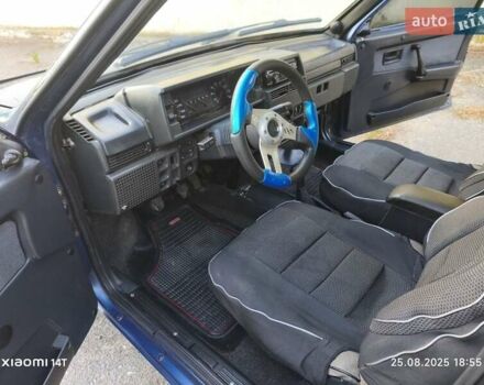 Синій ВАЗ 2109, об'ємом двигуна 1.5 л та пробігом 18 тис. км за 2000 $, фото 5 на Automoto.ua