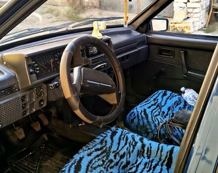 ВАЗ 2109 2005 у Дніпро (Дніпропетровську) на Automoto.ua Синій ВАЗ 2109, об'ємом двигуна 1.5 л та пробігом 350 тис. км за 1600 $, фото 2 на Automoto.ua