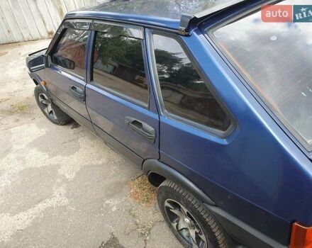 Синий ВАЗ 2109, объемом двигателя 1.5 л и пробегом 214 тыс. км за 1500 $, фото 4 на Automoto.ua