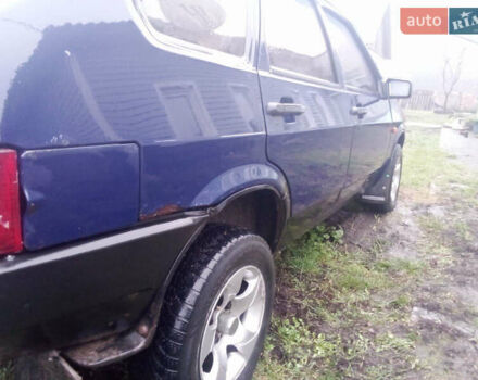Синий ВАЗ 2109, объемом двигателя 1.5 л и пробегом 100 тыс. км за 1200 $, фото 3 на Automoto.ua