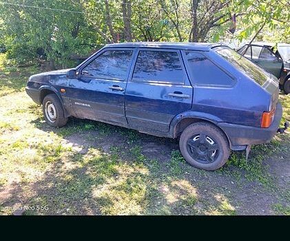 Синий ВАЗ 2109, объемом двигателя 1.5 л и пробегом 205 тыс. км за 850 $, фото 1 на Automoto.ua