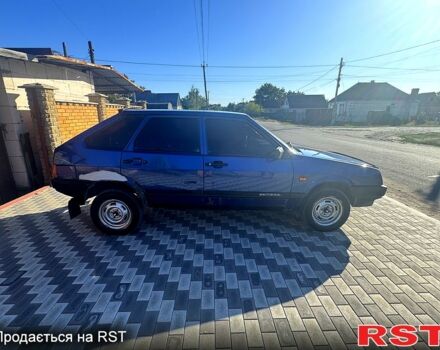 ВАЗ 2109 2006 в Новомосковске на Automoto.ua Синий ВАЗ 2109, объемом двигателя 1.6 л и пробегом 95 тыс. км за 900 $, фото 6 на Automoto.ua