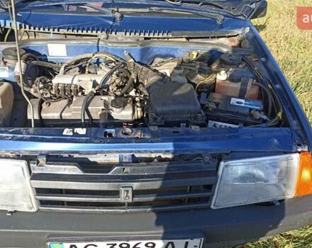 Синий ВАЗ 2109, объемом двигателя 1.5 л и пробегом 200 тыс. км за 1350 $, фото 3 на Automoto.ua