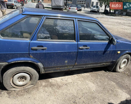 Синій ВАЗ 2109, об'ємом двигуна 1.5 л та пробігом 372 тис. км за 600 $, фото 5 на Automoto.ua