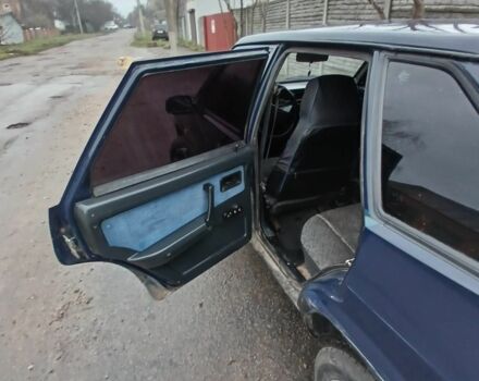 Синий ВАЗ 2109, объемом двигателя 0 л и пробегом 255 тыс. км за 900 $, фото 2 на Automoto.ua