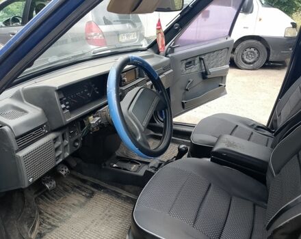 Синий ВАЗ 2109, объемом двигателя 1.5 л и пробегом 15 тыс. км за 750 $, фото 5 на Automoto.ua