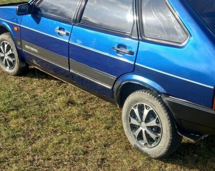 Синий ВАЗ 2109, объемом двигателя 1.5 л и пробегом 150 тыс. км за 650 $, фото 2 на Automoto.ua