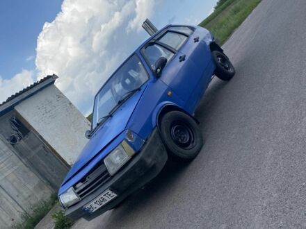 ВАЗ 2109 1988 у Локачі на Automoto.ua Синій ВАЗ 2109, об'ємом двигуна 1.3 л та пробігом 359 тис. км за 387 $, фото 1 на Automoto.ua