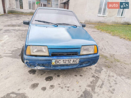 ВАЗ 2109 1988 у Львові на Automoto.ua Синій ВАЗ 2109, об'ємом двигуна 1.5 л та пробігом 70 тис. км за 700 $, фото 1 на Automoto.ua