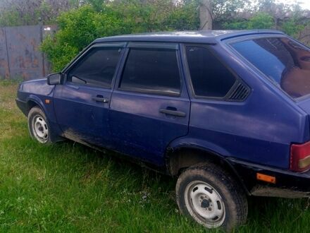 ВАЗ 2109 1989 у Золотоноше на Automoto.ua Синій ВАЗ 2109, об'ємом двигуна 1.3 л та пробігом 0 тис. км за 720 $, фото 1 на Automoto.ua