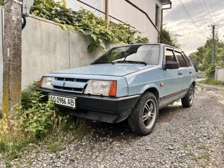 ВАЗ 2109 1989 у Мукачеве на Automoto.ua Синій ВАЗ 2109, об'ємом двигуна 1.3 л та пробігом 140 тис. км за 1200 $, фото 1 на Automoto.ua