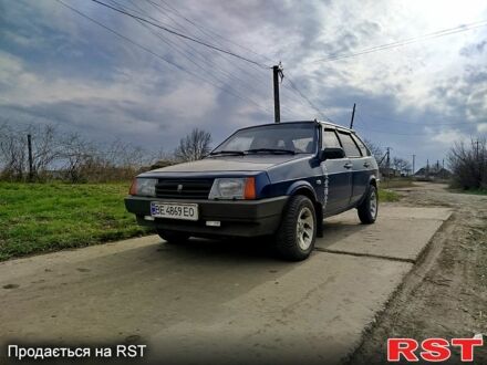 ВАЗ 2109 1990 в Казанке на Automoto.ua Синий ВАЗ 2109, объемом двигателя 1.3 л и пробегом 0 тыс. км за 1200 $, фото 1 на Automoto.ua
