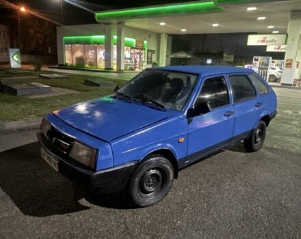 Синий ВАЗ 2109, объемом двигателя 1.5 л и пробегом 100 тыс. км за 490 $, фото 1 на Automoto.ua