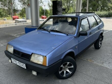 ВАЗ 2109 1990 в Запорожье на Automoto.ua Синий ВАЗ 2109, объемом двигателя 1.5 л и пробегом 500 тыс. км за 725 $, фото 1 на Automoto.ua