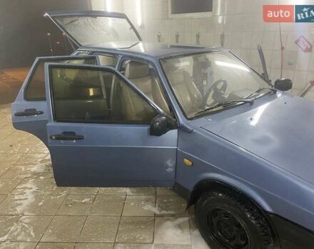 Синий ВАЗ 2109, объемом двигателя 1.5 л и пробегом 80 тыс. км за 1000 $, фото 1 на Automoto.ua