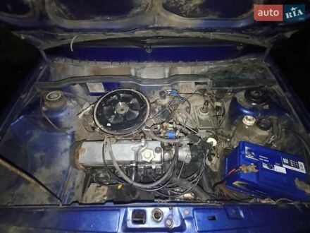 ВАЗ 2109 1991 у Житомирі на Automoto.ua Синій ВАЗ 2109, об'ємом двигуна 1.5 л та пробігом 345 тис. км за 1150 $, фото 1 на Automoto.ua