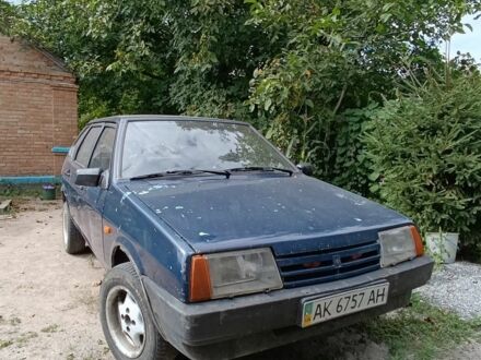 ВАЗ 2109 1991 у Бердичеве на Automoto.ua Синій ВАЗ 2109, об'ємом двигуна 1.5 л та пробігом 300 тис. км за 650 $, фото 1 на Automoto.ua