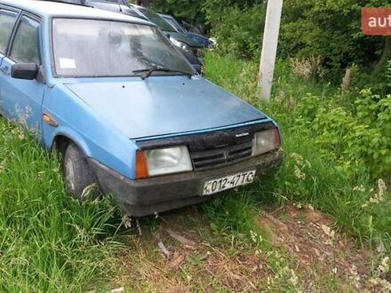 Синий ВАЗ 2109, объемом двигателя 1.5 л и пробегом 49 тыс. км за 450 $, фото 1 на Automoto.ua