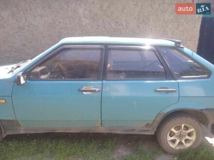 ВАЗ 2109 1992 у Гайвороне на Automoto.ua Синій ВАЗ 2109, об'ємом двигуна 1.5 л та пробігом 300 тис. км за 950 $, фото 1 на Automoto.ua