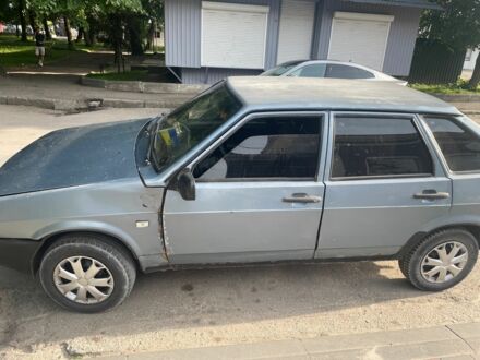 ВАЗ 2109 1994 в Пустомытах на Automoto.ua Синий ВАЗ 2109, объемом двигателя 1.3 л и пробегом 300 тыс. км за 485 $, фото 1 на Automoto.ua