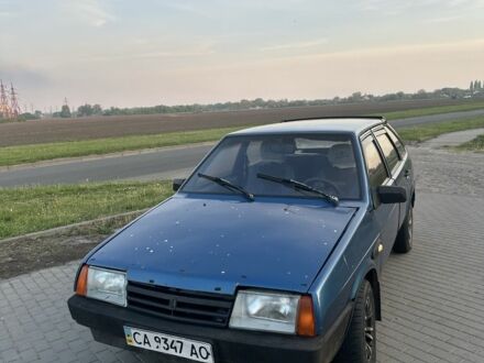 ВАЗ 2109 1995 в Черкассах на Automoto.ua Синий ВАЗ 2109, объемом двигателя 1.5 л и пробегом 300 тыс. км за 550 $, фото 1 на Automoto.ua