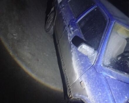 Синий ВАЗ 2109, объемом двигателя 1.5 л и пробегом 300 тыс. км за 356 $, фото 1 на Automoto.ua