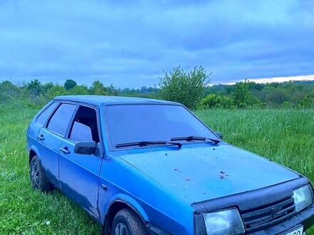 Синий ВАЗ 2109, объемом двигателя 1.5 л и пробегом 280 тыс. км за 550 $, фото 1 на Automoto.ua