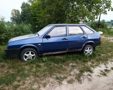 Синий ВАЗ 2109, объемом двигателя 1.5 л и пробегом 300 тыс. км за 300 $, фото 1 на Automoto.ua