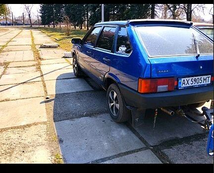 Синий ВАЗ 2109, объемом двигателя 1.5 л и пробегом 210 тыс. км за 2000 $, фото 1 на Automoto.ua