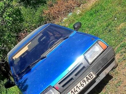 Синий ВАЗ 2109, объемом двигателя 1.5 л и пробегом 100 тыс. км за 500 $, фото 1 на Automoto.ua