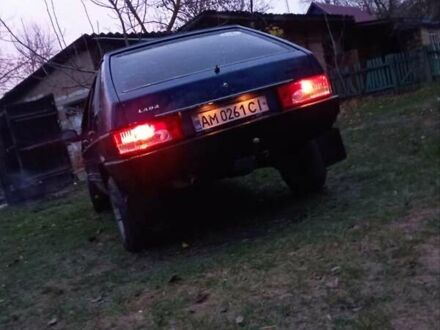 ВАЗ 2109 2004 у Житомирі на Automoto.ua Синій ВАЗ 2109, об'ємом двигуна 1.5 л та пробігом 400 тис. км за 2100 $, фото 1 на Automoto.ua