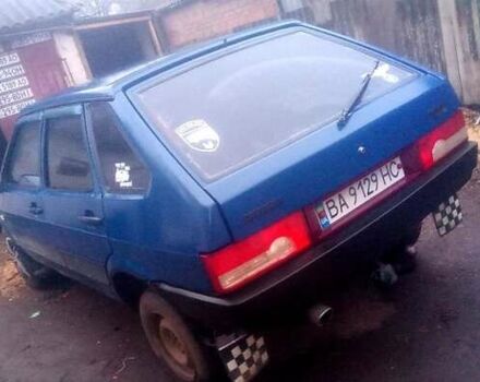 Синий ВАЗ 2109, объемом двигателя 1.5 л и пробегом 100 тыс. км за 1100 $, фото 1 на Automoto.ua