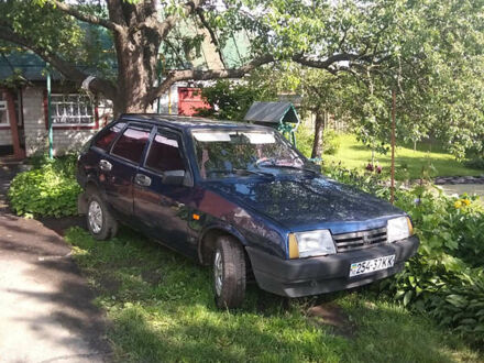 ВАЗ 2109 2005 у Черкасах на Automoto.ua Синій ВАЗ 2109, об'ємом двигуна 1.5 л та пробігом 81 тис. км за 1800 $, фото 1 на Automoto.ua