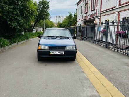 ВАЗ 2109 2005 у Києві на Automoto.ua Синій ВАЗ 2109, об'ємом двигуна 1.5 л та пробігом 200 тис. км за 1000 $, фото 1 на Automoto.ua