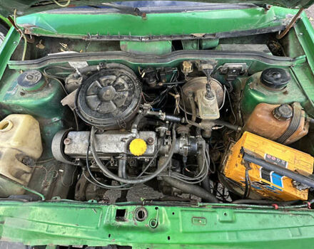 Зеленый ВАЗ 2109, объемом двигателя 1.5 л и пробегом 222 тыс. км за 950 $, фото 4 на Automoto.ua