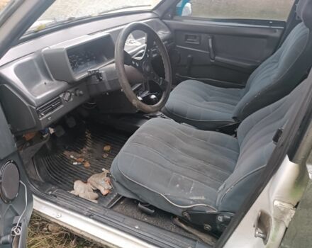 Зеленый ВАЗ 2109, объемом двигателя 1.5 л и пробегом 190 тыс. км за 350 $, фото 5 на Automoto.ua