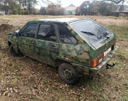 Зеленый ВАЗ 2109, объемом двигателя 1.5 л и пробегом 190 тыс. км за 350 $, фото 4 на Automoto.ua