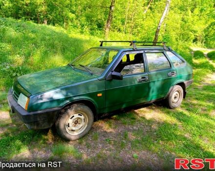 Зелений ВАЗ 2109, об'ємом двигуна 1.5 л та пробігом 250 тис. км за 1300 $, фото 2 на Automoto.ua