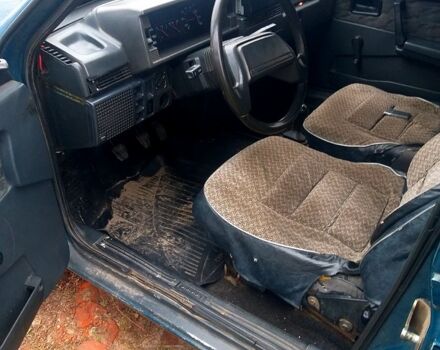 Зеленый ВАЗ 2109, объемом двигателя 1.5 л и пробегом 280 тыс. км за 1000 $, фото 3 на Automoto.ua