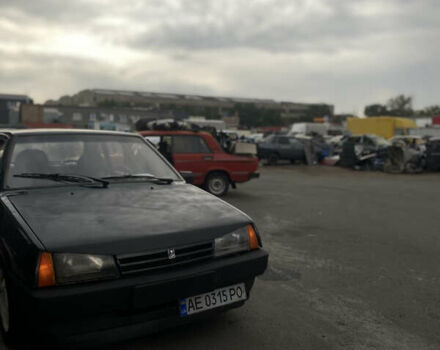 Зелений ВАЗ 2109, об'ємом двигуна 1.6 л та пробігом 345 тис. км за 1600 $, фото 7 на Automoto.ua