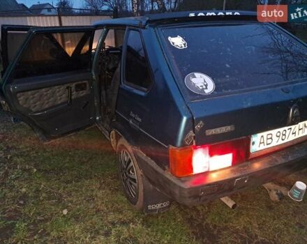 Зелений ВАЗ 2109, об'ємом двигуна 1.5 л та пробігом 185 тис. км за 1065 $, фото 3 на Automoto.ua