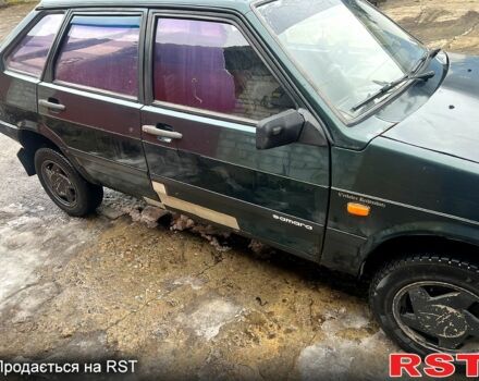 Зеленый ВАЗ 2109, объемом двигателя 1.5 л и пробегом 300 тыс. км за 900 $, фото 5 на Automoto.ua