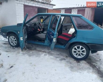 Зеленый ВАЗ 2109, объемом двигателя 1.6 л и пробегом 373 тыс. км за 1700 $, фото 2 на Automoto.ua