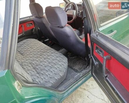 Зелений ВАЗ 2109, об'ємом двигуна 1.5 л та пробігом 183 тис. км за 1600 $, фото 3 на Automoto.ua