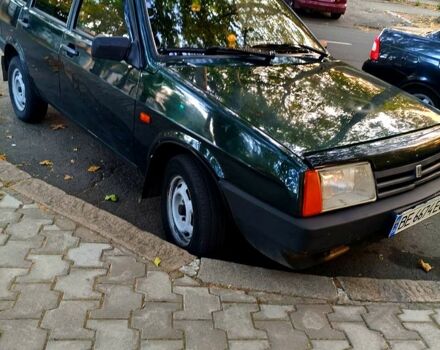 Зеленый ВАЗ 2109, объемом двигателя 1.5 л и пробегом 323 тыс. км за 1750 $, фото 5 на Automoto.ua