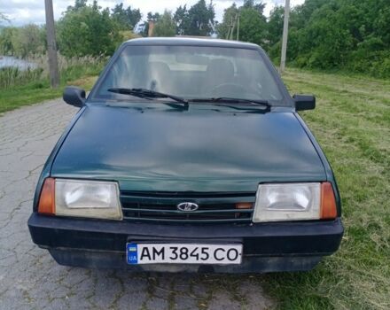 Зеленый ВАЗ 2109, объемом двигателя 1.4 л и пробегом 250 тыс. км за 1200 $, фото 1 на Automoto.ua